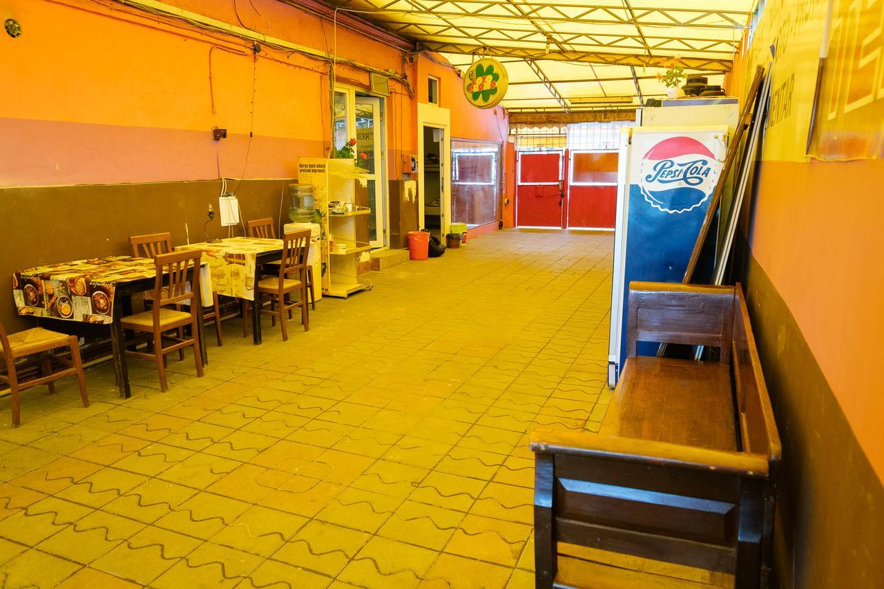 Auberge de jeunesse Casa Roz à Cluj-Napoca Extérieur photo