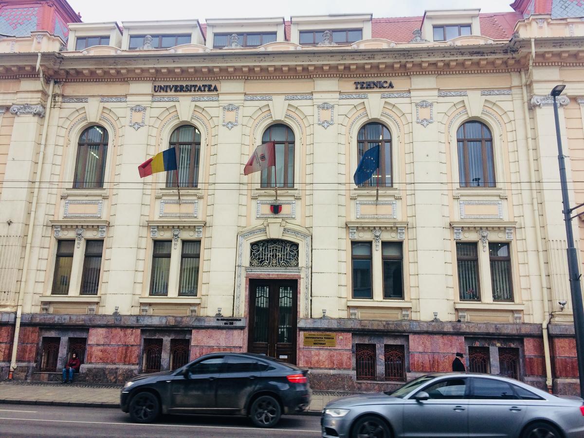 Auberge de jeunesse Casa Roz à Cluj-Napoca Extérieur photo